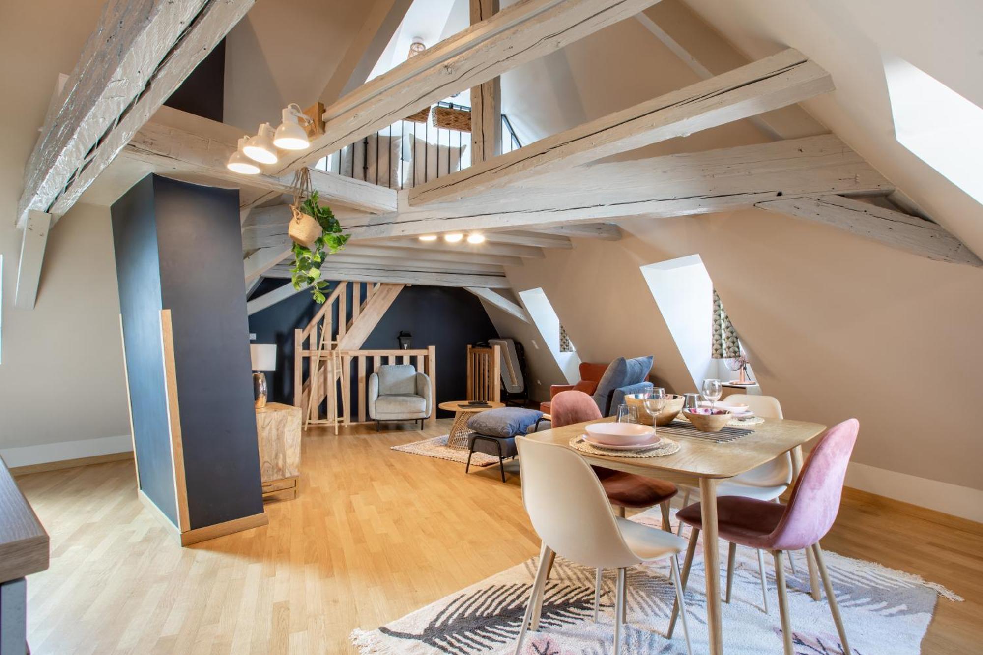 Duplex Atypique Au Coeur De Mulhouse Appartement Buitenkant foto